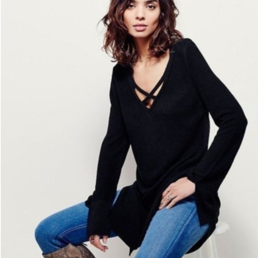 Free People Black Strappy Criss Cross V-Neck Tunic Sweater Small bell sleeves